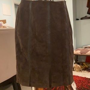 Alfa I Brown Suede with leather skirt